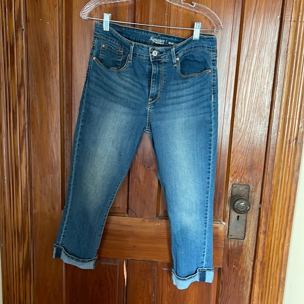 Levi denim capris size 12